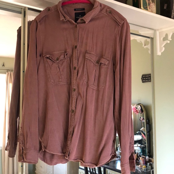 American Eagle Outfitters Tops - American eagle boyfriend fit utility shirt